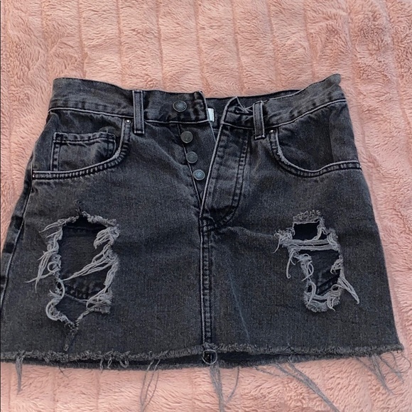 Washed out black denim skirt - Picture 1 of 3